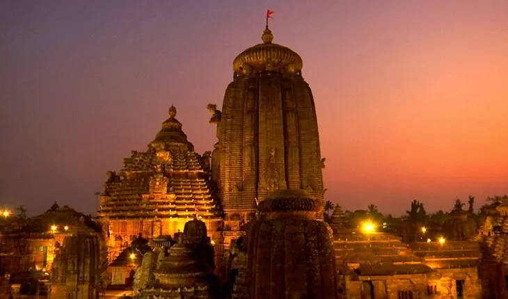 ପାଖଉଛି ଶିବରାତ୍ରି, ବଢୁଛି ବିବାଦ