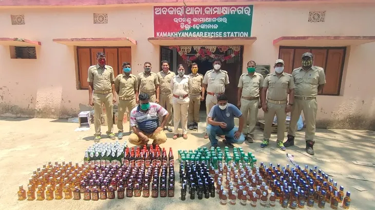 ଢାବାରୁ ବ୍ୟାପକ ପରିମାଣର ବିଦେଶୀ ମଦ ଜବତ, ୨ ଗିରଫ