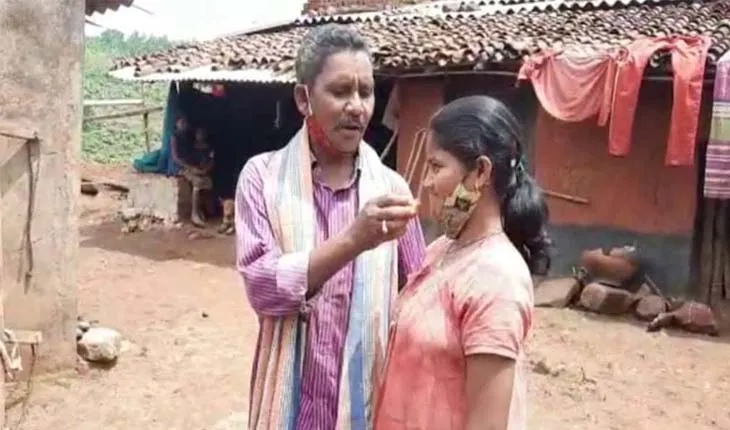ଦାନ ମାଝୀଙ୍କ ଝିଅ ପାଇଁ ଗାଁ ରେ ଖୁସିର ମାହୋଲ, ଗାଁର ଶିକ୍ଷା, ସ୍ୱାସ୍ଥ୍ୟ ଓ ଗମନାଗମନ ବ୍ୟବସ୍ଥା ସୁଧାରିବେ ଚାନ୍ଦିନୀ