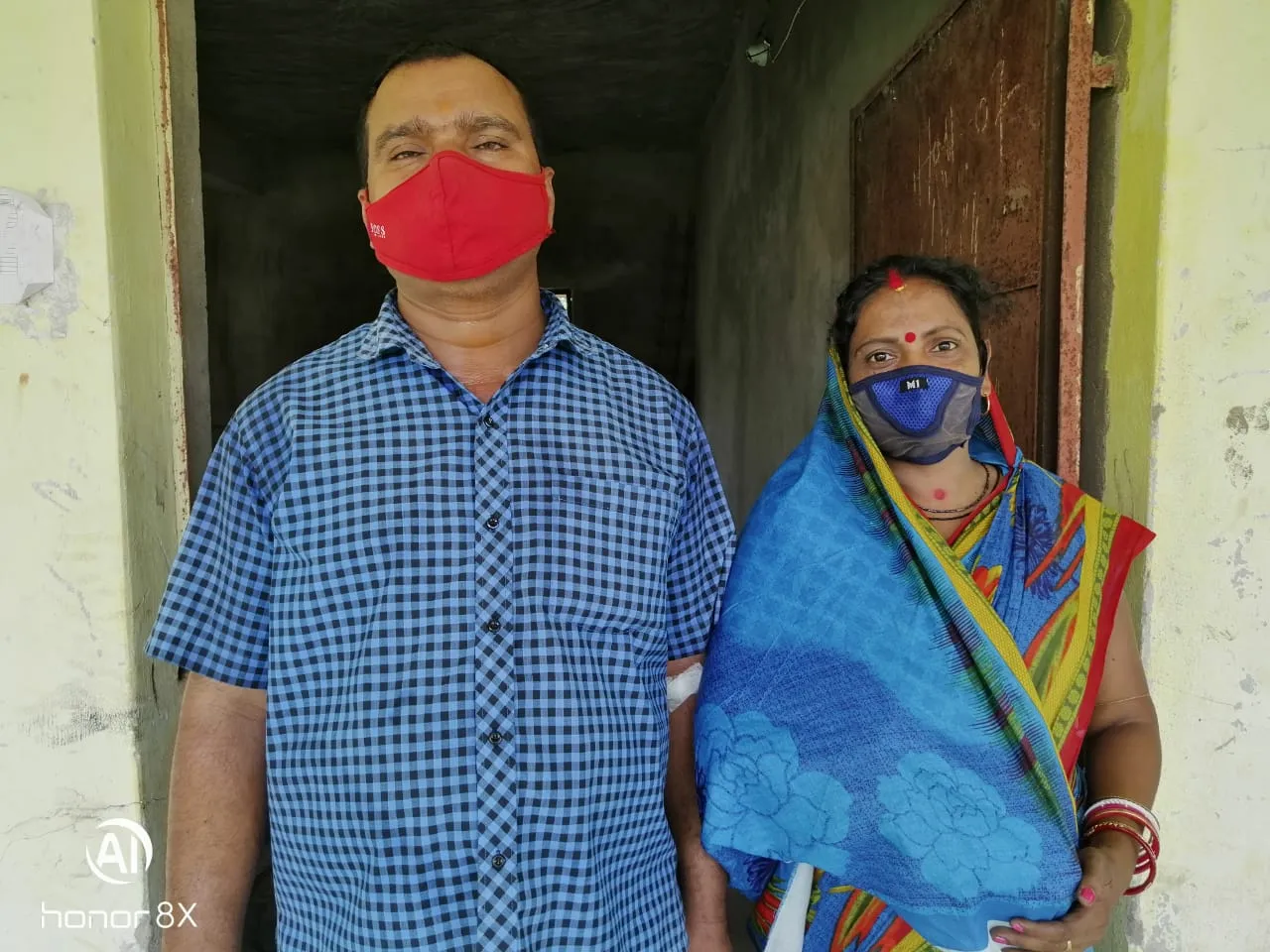 ନିଆରା ଢଙ୍ଗରେ ସାବିତ୍ରୀ ବ୍ରତ ପାଳିଲେ ଦୁଇ ଦମ୍ପତି, ଅନ୍ୟମାନଙ୍କ ପାଇଁ ସାଜିଲେ ଉଦାହରଣ
