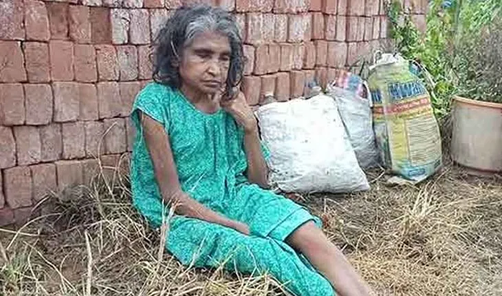 ବାର୍ଦ୍ଧକ୍ୟ ବେଳେ ଆଶାବାଡି ହେବା ପରିବର୍ତ୍ତେ ଦୃଷ୍ଟି ବାଧିତ ମାଆକୁ ନିର୍ଜନ ସ୍ଥାନରେ ଛାଡ଼ି ଚାଲିଗଲେ ଦୁଇ ପୁଅ