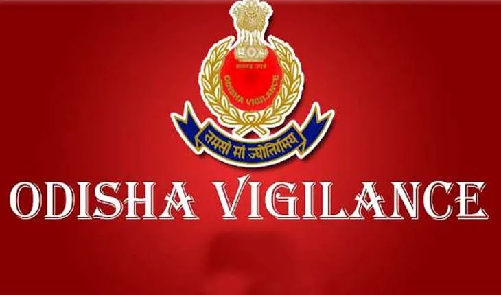 ଭିଜିଲାନ୍ସ ଜାଲରେ ବଲାଙ୍ଗିର ପୁଇଁତଳା ବ୍ଲକର ବରିଷ୍ଠ କିରାଣୀ