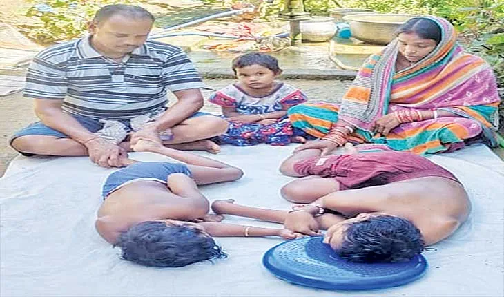 ଅଭିଶପ୍ତ ପରିବାର : ଜନ୍ମର କିଛିବର୍ଷ ପରେ ଶିଶୁ ହେଉଛନ୍ତି ଅକର୍ମଣ୍ୟ