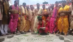nabarna-lagni-rituals-performed-near-samaleswari