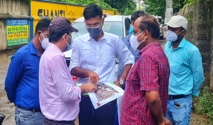 ପୁରୀରେ ଚାଲିଥିବା ବିଭିନ୍ନ ଉନ୍ନୟନମୂଳକ କାମର ସମୀକ୍ଷା କଲେ ଜିଲ୍ଲାପାଳ ସମର୍ଥ ବର୍ମା