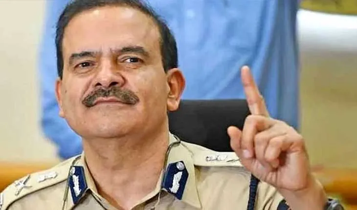 ପରମବୀର ସିଂହ ପଳାତକ ଘୋଷିତ