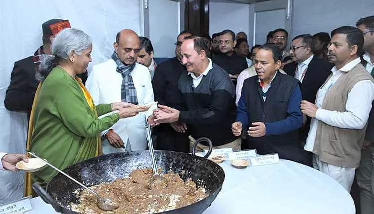 ବଜେଟ୍ ୨୦୨୩-୨୪: ସରିଲା ହାଲୱା ଉତ୍ସବ