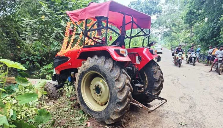 ଟ୍ରାକ୍ଟର ଧକ୍କାରେ ଚାଷୀ ମୃତ