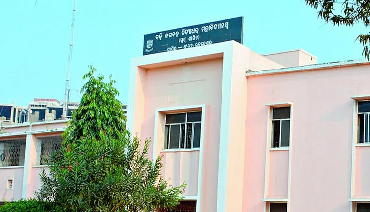 ପୁଣି ଅଶାନ୍ତ ବିଜେବି ଉଚ୍ଚ ମାଧ୍ୟମିକ ବିଦ୍ୟାଳୟ: ୨ ଛାତ୍ରଙ୍କୁ ଅପହରଣ କରି ନିର୍ଦ୍ଧୁମ ପିଟିଲେ ଅଣଛାତ୍ର !