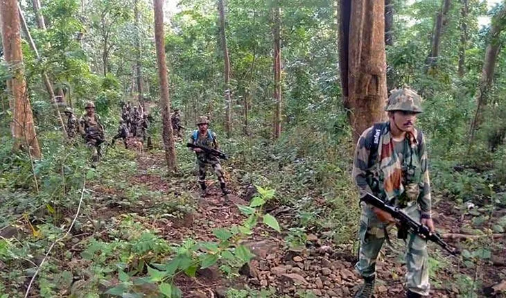 ସୁରକ୍ଷାବାହିନୀଙ୍କ ଏନକାଉଣ୍ଟରରେ ୩ ମହିଳା ନକ୍ସଲ ନିହତ