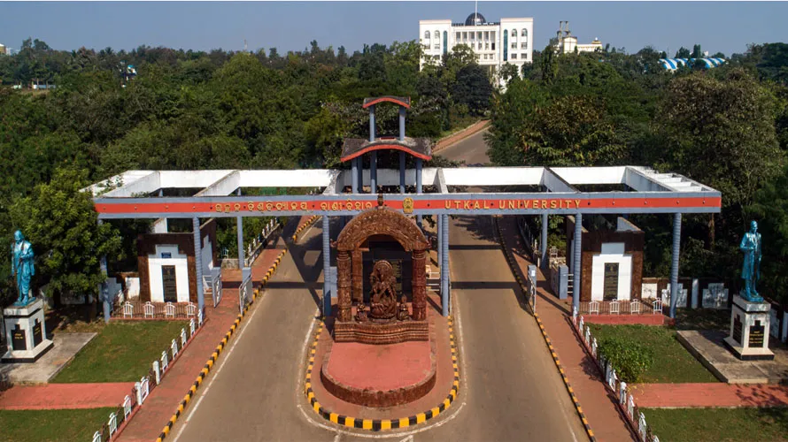 ଭଗବାନଙ୍କ ଭରସାରେ ଚାଲିଛି ରାଜ୍ୟର ବିଭିନ୍ନ ବିଶ୍ୱବିଦ୍ୟାଳୟ: ଦୁଇ-ତୃତୀୟାଂଶ ଅଧ୍ୟାପକ ପଦ ଖାଲି, ୭୨ ପ୍ରତିଶତ ଅଣଶିକ୍ଷକ ପଦ ଫାଙ୍କା