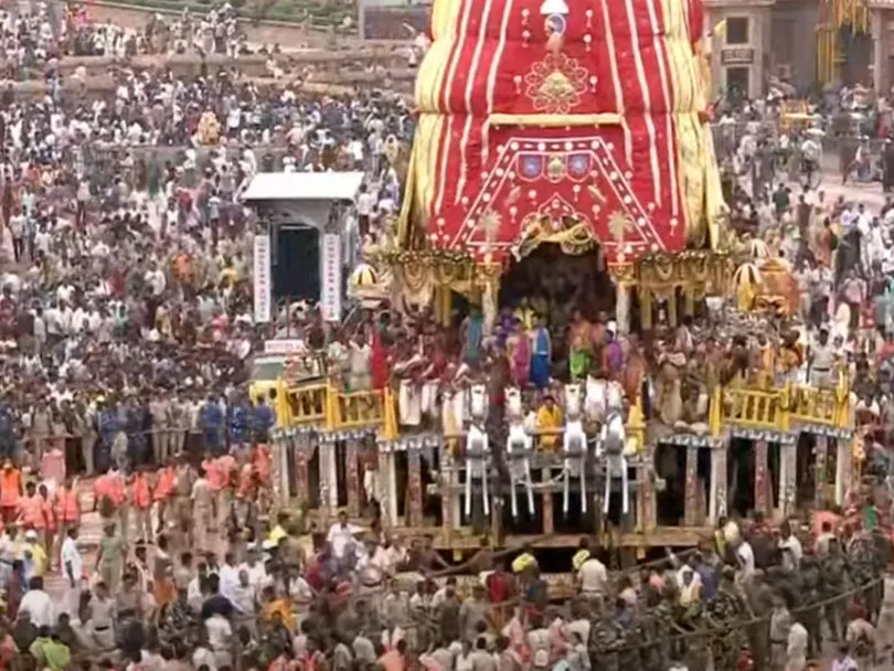 ବଡ଼ଦାଣ୍ଡରେ ଗଡ଼ିଲା କାଳିଆ ସାଆନ୍ତଙ୍କ ନନ୍ଦିଘୋଷ ରଥ