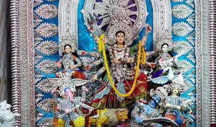 NOC ନ ନେଲେ କଟକରେ ପୂଜା ମଣ୍ଡପ ମନା