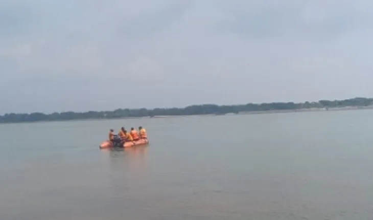 ଡ୍ୟାମକୁ ଖସିଲା କାର; ୩ ପୁଲିସକର୍ମୀ ମୃତ, ଜଣେ ନିଖୋଜ...