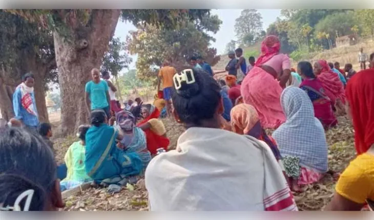 ଝାଡ଼ଖଣ୍ଡରେ ଅନ୍ଧବିଶ୍ୱାସର ଚରମ ସୀମା: ଗୁଣିଗାରେଡ଼ି ସନ୍ଦେହରେ ବୃଦ୍ଧଙ୍କୁ ଜୋରଜବରଦସ୍ତ ପରିସ୍ରା ପିଆଇଲେ ଗ୍ରାମବାସୀ