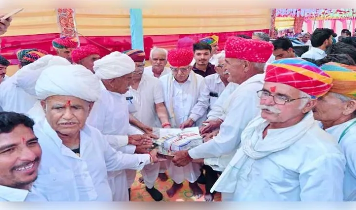 ରାଜସ୍ଥାନରେ ଭାଇଙ୍କ ଅନନ୍ୟ ପ୍ରେମ: ଭଉଣୀ ପାଇଁ ଆଣିଲେ ୧ କୋଟି ୫୧ ଲକ୍ଷ ଟଙ୍କାର ଐତିହାସିକ 'ମାୟରା'