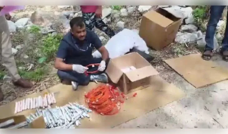 ବେଙ୍ଗାଲୁରୁରେ ବେଆଇନ ପଥର କ୍ୱାରୀ ଠାବ: ବିପୁଳ ପରିମାଣର ବିସ୍ଫୋରକ ଜବତ, ୫ ଜଣଙ୍କ ନାମରେ ମାମଲା
