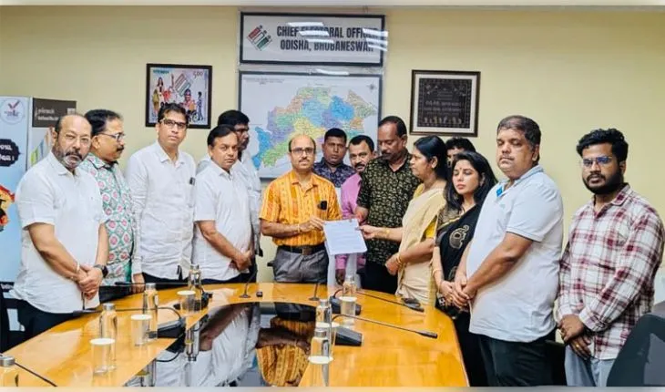 ବିଜେପି ବିଧାୟକ ନବୀନ ଜୈନଙ୍କ ବିବାଦୀୟ ବୟାନ ବିରୋଧରେ ସିଇଓଙ୍କୁ ଫେରାଦ ହେଲା ବିଜେଡି
