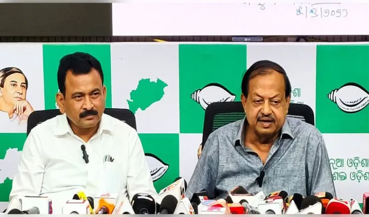 ଚିଠା ଭୋଟର ତାଲିକାକୁ ନେଇ ବିଜେଡିର ସାଂଘାତିକ ଅଭିଯୋଗ: ୨୦ ଲକ୍ଷ ନୁହେଁ; ବାଦ୍‌ ପଡ଼ିଛନ୍ତି ୨୭ ଲକ୍ଷ ଭୋଟର