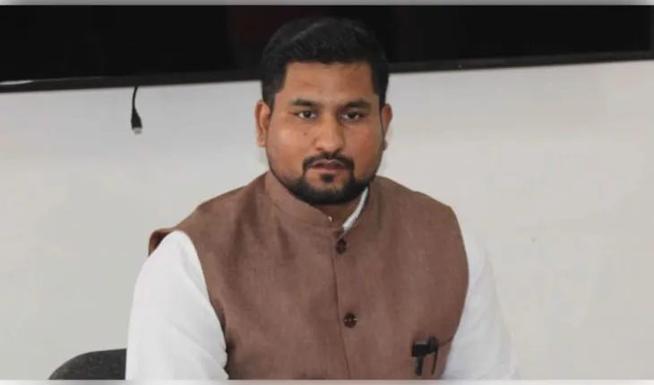 ଦୂର ହେବ କେଜିରୁ ପିଜି ନାମଲେଖା ଦ୍ୱନ୍ଦ୍ୱ: ଆସିବ SOP, ଛାତ୍ରଛାତ୍ରୀଙ୍କ ସମସ୍ତ ଫି' ବହନ କରିବେ ସରକାର 