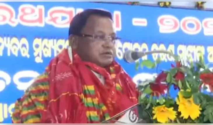 ମୁଖ୍ୟମନ୍ତ୍ରୀଙ୍କ ରଥଯାତ୍ରା ପ୍ରସ୍ତୁତି ସମୀକ୍ଷା ବୈଠକ: ସମର୍ପଣ ଭାବ ନେଇ ସବୁ ବିଭାଗକୁ କାର୍ଯ୍ୟ କରିବାକୁ ପରାମର୍ଶ