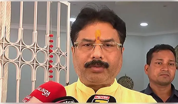 'ହିଂସାକାଣ୍ଡ ଯୋଗୁଁ ସହରରେ ଯେଉଁ କ୍ଷତି ହୋଇଛି ତାକୁ ଅଟୋ ଚାଳକ ଭରଣା କରିବେ, ବେଆଇନ ଅଟୋ ଷ୍ଟାଣ୍ଡ ଭଙ୍ଗାଯିବ'