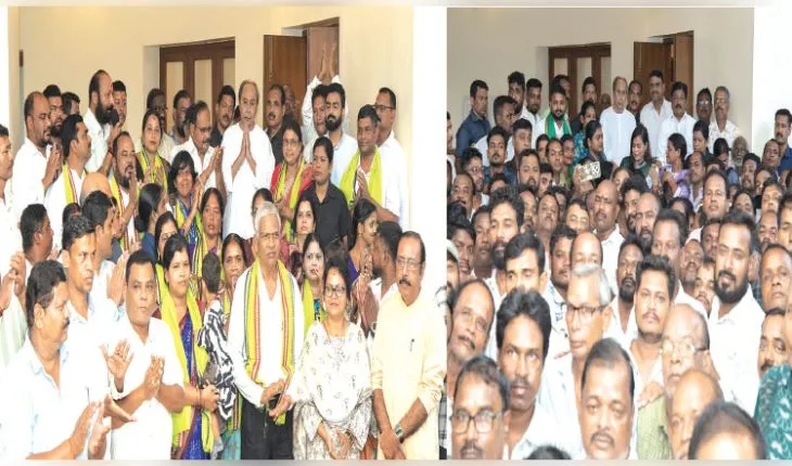 ନବୀନଙ୍କୁ ଭେଟିଲେ ଅନୁଗୋଳ, କଟକ-ଚୌଦ୍ୱାର ବିଜେଡି ନେତା; ପୌର ନିର୍ବାଚନ ପାଇଁ ସଂଗଠନ ସୁଦୃଢ଼ କରିବାକୁ ପରାମର୍ଶ