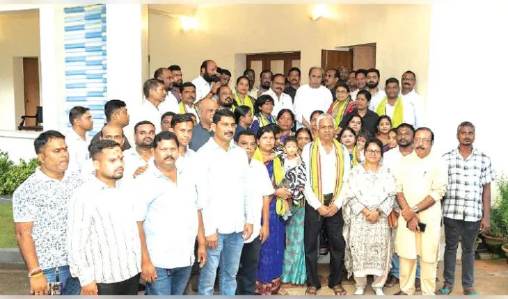 ଅନୁଗୋଳ ଜିଲ୍ଲା ଯୋଜନା କମିଟି ନିର୍ବାଚନରେ ୧୦ ଆସନରେ ବିଜେଡିର ବିଜୟ: ନବୀନଙ୍କୁ ଭେଟିଲେ ବିଜୟୀ ପ୍ରାର୍ଥୀ 