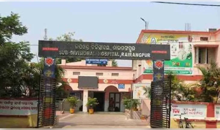 ଅପହରଣ ଉଦ୍ୟମ ପଣ୍ଡ! ଦୁର୍ବୃତ୍ତ ଦେଇଥିବା ନିଶା ଚୋକଲେଟ୍ ଖାଇ ୩ ଛାତ୍ରୀ ଅସୁସ୍ଥ, ହସ୍ପିଟାଲରେ ଭର୍ତ୍ତି