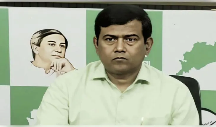 ପାଠ୍ୟପୁସ୍ତକରେ ବ୍ୟାପକ ତ୍ରୁଟି ପ୍ରସଙ୍ଗରେ ସରକାରଙ୍କ ଉପରେ ବର୍ଷିଲା ବିଜେଡି, '୩ ମାସ ପରେ ମଧ୍ୟ ତ୍ରୁଟିଶୂନ୍ୟ ପୁସ୍ତକ ପ୍ରଦାନରେ ରାଜ୍ୟ ସରକାର ବିଫଳ'