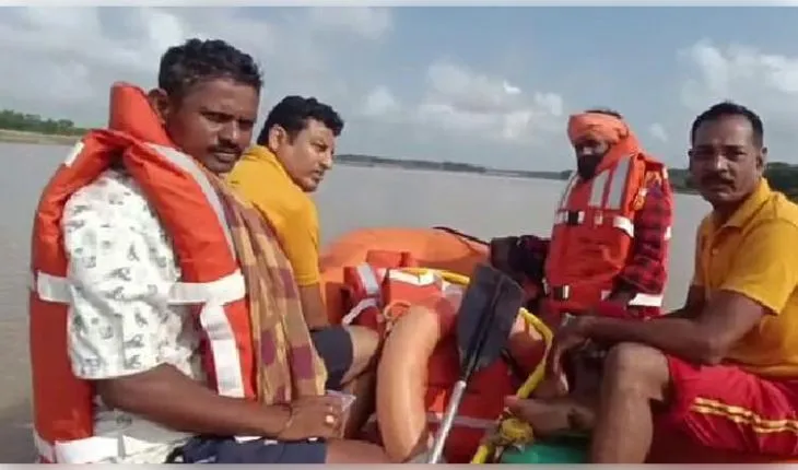 ପାରିବାରିକ କଳହ: ବିରୂପା ନଦୀକୁ ଡେଇଁଲେ ଦମ୍ପତି, ସ୍ତ୍ରୀ ଉଦ୍ଧାର ଓ ସ୍ୱାମୀ ନିଖୋଜ 