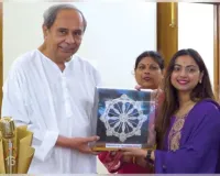 ଇଣ୍ଡିଆନ୍‌ ଆଇଡଲ୍‌’ ସିଜନ୍‌-୧୬ର ବିଜୟିନୀ ଜ୍ୟୋତିର୍ମୟୀ ନାୟକଙ୍କୁ ସମ୍ବର୍ଦ୍ଧିତ କଲେ ନବୀନ 