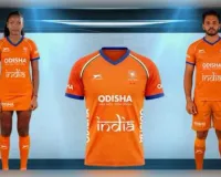 ଟିମ୍ ଇଣ୍ଡିଆର ନୂଆ 'ଭଗୱା' ଜର୍ସିକୁ ନେଇ ବିବାଦ, ପ୍ରଶ୍ନ ଉଠାଇଲେ ପୂର୍ବତନ ଅଧିନାୟକ ଭିରେନ୍ ରାସକିହ୍ନା