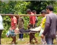 ରାସ୍ତା ନଥିବାରୁ ଗାଁକୁ ଯାଇପାରିଲାନି ଆମ୍ବୁଲାନ୍ସ, ଷ୍ଟ୍ରେଚରରେ ୪ କିଲୋମିଟର ବୁହାହେଲା ମୃତଦେହ 