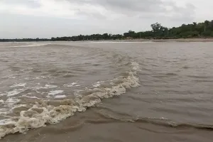 ବାତ୍ୟା ପ୍ରଭାବରେ ଚାନ୍ଦିପୁର ବେଳାଭୁମିରେ ପ୍ରଖର ହେଉଛି ସାମୁଦ୍ରିକ ଜୁଆର