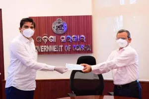 କରୋନା ମୁକାବିଲା ପାଇଁ OSIC ପକ୍ଷରୁ ମୁଖ୍ୟମନ୍ତ୍ରୀଙ୍କ ରିଲିଫ୍ ଫାଣ୍ଠିକୁ ୧୦ ଲକ୍ଷ ଟଙ୍କାର ସହାୟତା