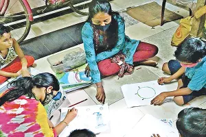 ବସ୍ତିର ଆଲୋକବର୍ତ୍ତିକା ଶକୁନ୍ତଳା