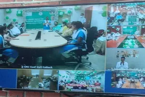ଖୋର୍ଦ୍ଧା ଜିଲ୍ଲାର ହାଇସ୍କୁଲ ରୂପାନ୍ତରଣ କାର୍ଯ୍ୟକ୍ରମ ନେଇ ଜିଲ୍ଲାପାଳ ଏବଂ ଛାତ୍ରଛାତ୍ରୀଙ୍କ ସହ କଥା ହେଲେ ୫-ଟି ସଚିବ