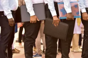 ଅଗଷ୍ଟରେ ୧୫ ଲକ୍ଷ ଲୋକ ହରାଇଲେ ଚାକିରି