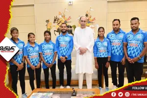 ମୁଖ୍ୟମନ୍ତ୍ରୀଙ୍କୁ ଭେଟିଲେ ଦୃଷ୍ଟିବାଧିତ କ୍ରିକେଟର, ଆଇବିଏସଏ ୱାର୍ଲ୍ଡ ଗେମ୍ସରେ ଜିତି ଫେରିଲେ ଓଡ଼ିଶା