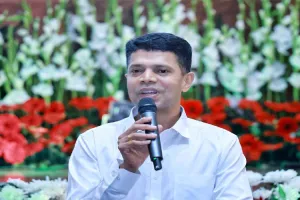 5T ଓ ନବୀନ ଓଡ଼ିଶାର ଅଧ୍ୟକ୍ଷ ଭି.କେ ପାଣ୍ଡିଆନଙ୍କୁ ଶୁଭେଚ୍ଛାର ସୁଅ