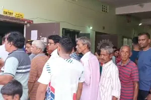 ରାଜ୍ୟରେ ଚାଲିଛି ଚତୁର୍ଥ ପର୍ଯ୍ୟାୟ ମତଦାନ: ଦିନ ୧ଟା ସୁଦ୍ଧା ୩୭.୬୪ ପ୍ରତିଶତ ଭୋଟିଂ