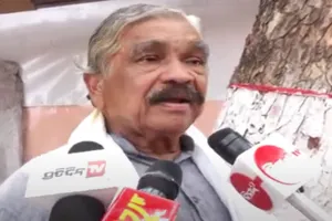 ଏଏସ୍‌‌ଓଙ୍କୁ ରାଜ୍ୟପାଳଙ୍କ ପୁଅ ମାଡ଼ ମାରିବା ଘଟଣା, ବର୍ଷିଲେ ବରିଷ୍ଠ ରାଜନେତା ସୁର ରାଉତରାୟ