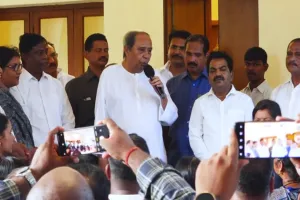 ବିଜେଡି ସୁପ୍ରିମୋଙ୍କୁ ଭେଟିଲେ ବିଭିନ୍ନ ଜିଲ୍ଲାର ପ୍ରତିନିଧି, ବିଭିନ୍ନ ସମସ୍ୟା ସମ୍ପର୍କରେ କଲେ ଆଲୋଚନା