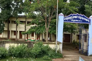 କଲେଜ ଭିତରେ ନିଜ ସହପାଠୀକୁ ମାରଣାସ୍ତ୍ରରେ ଆକ୍ରମଣ, ଜଣେ ଛାତ୍ର ଗୁରୁତର
