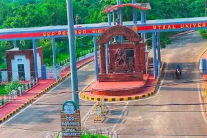+୩ ପ୍ରଥମ ବର୍ଷ ପାଠପଢ଼ାରେ ସରକାର ବାଧକ, ନୂତନ ଜାତୀୟ ଶିକ୍ଷାନୀତି ନେଇ ସ୍ପଷ୍ଟୀକରଣ ମାଗିଲା ଉତ୍କଳ ବିଶ୍ୱବିଦ୍ୟାଳୟ