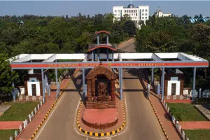 ଭଗବାନଙ୍କ ଭରସାରେ ଚାଲିଛି ରାଜ୍ୟର ବିଭିନ୍ନ ବିଶ୍ୱବିଦ୍ୟାଳୟ: ଦୁଇ-ତୃତୀୟାଂଶ ଅଧ୍ୟାପକ ପଦ ଖାଲି, ୭୨ ପ୍ରତିଶତ ଅଣଶିକ୍ଷକ ପଦ ଫାଙ୍କା
