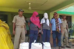 ଗଞ୍ଜେଇ ଚାଲାଣ କରୁଥିଲେ ୩ ଆଇଆର୍‌ବି ଯବାନ, ଚାକିରିରୁ ବହିଷ୍କୃତ କଲେ ବୌଦ୍ଧ ଏସ୍‌ପି