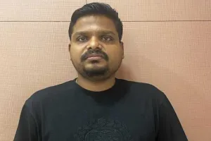 CBIର ମୋଷ୍ଟ ୱାଣ୍ଟେଡ୍ ଦ୍ୱିବେନ୍ଦୁ ମହାରଣା ଭୁବନେଶ୍ୱରରୁ ଗିରଫ, ଦିଲ୍ଲୀରେ ଲୋକଙ୍କୁ କୋଟି କୋଟି ଟଙ୍କା ଠକିଥିବା ଅଭିଯୋଗ