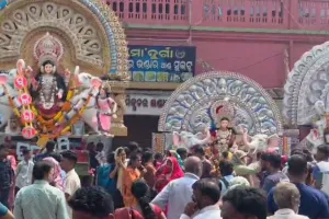 ଭାଙ୍ଗିଲା ବର୍ଷ ବର୍ଷର ପରମ୍ପରା, କେନ୍ଦ୍ରାପଡ଼ା ଗଜଲକ୍ଷ୍ମୀ ପୂଜା ଭସାଣିରେ ତ୍ରୁଟି